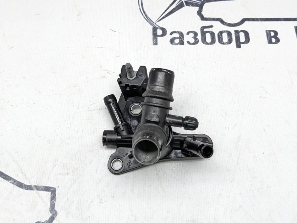 Фланец системы охлаждения MERCEDES-BENZ V-класс W447 рестайлинг (2019 - 2025) фото 1 — Разборка Мерседес