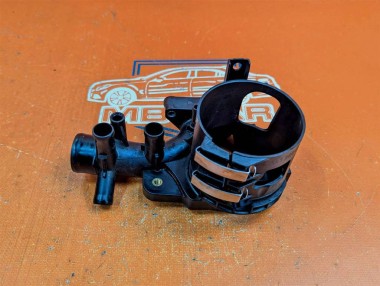 Кронштейн топливного фильтра MERCEDES-BENZ CLS-класс C218/X218 рестайлинг (2014 - 2017) — Разборка Мерседес