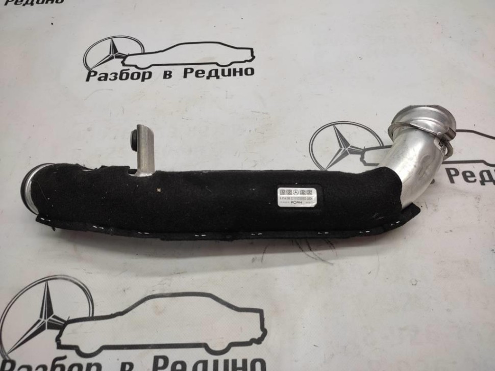 Патрубок интеркулера MERCEDES-BENZ E-класс W213/S213/C238/A238 (2016 - 2021) фото 1 — Разборка Мерседес