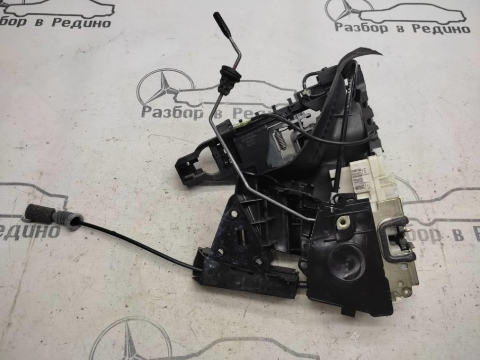 Замок двери передней правой MERCEDES-BENZ R-класс W251 (2005 - 2007) фото 1 — Разборка Мерседес