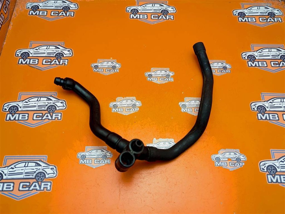 Трубка вентиляции картерных газов MERCEDES-BENZ M-класс W163 (1997 - 2001) фото 1 — Разборка Мерседес
