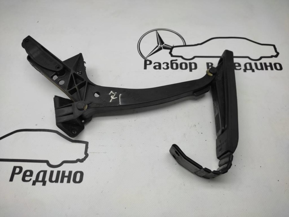 Педаль газа MERCEDES-BENZ E-класс W210/S210 (1995 - 1999) фото 1 — Разборка Мерседес