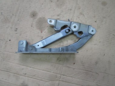 Петля капота MERCEDES-BENZ E-класс W211/S211 (2002 - 2006) — Разборка Мерседес