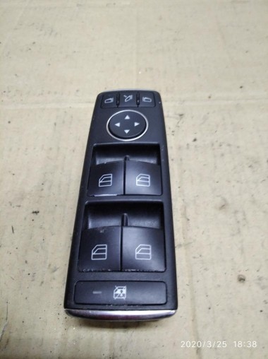 Блок кнопок стеклоподъемников MERCEDES-BENZ C-класс W204/S204/С204 рестайлинг (2011 - 2015) — Разборка Мерседес
