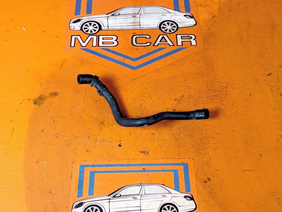 Патрубок ОЖ MERCEDES-BENZ A-класс W168 рестайлинг (2001 - 2004) A 210 2.1 AT (140 л.с.) фото 1 &mdash; Разборка Мерседес