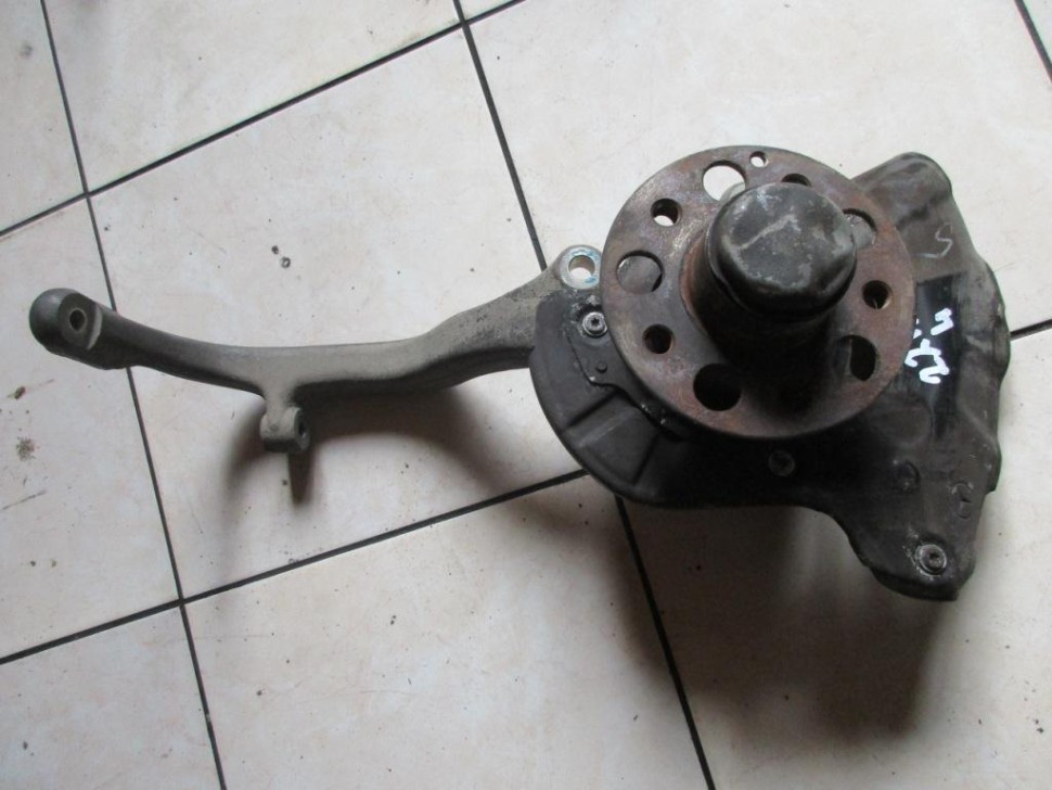 Кулак поворотный передний левый MERCEDES-BENZ S-класс W221 (2005 - 2009) фото 1 — Разборка Мерседес