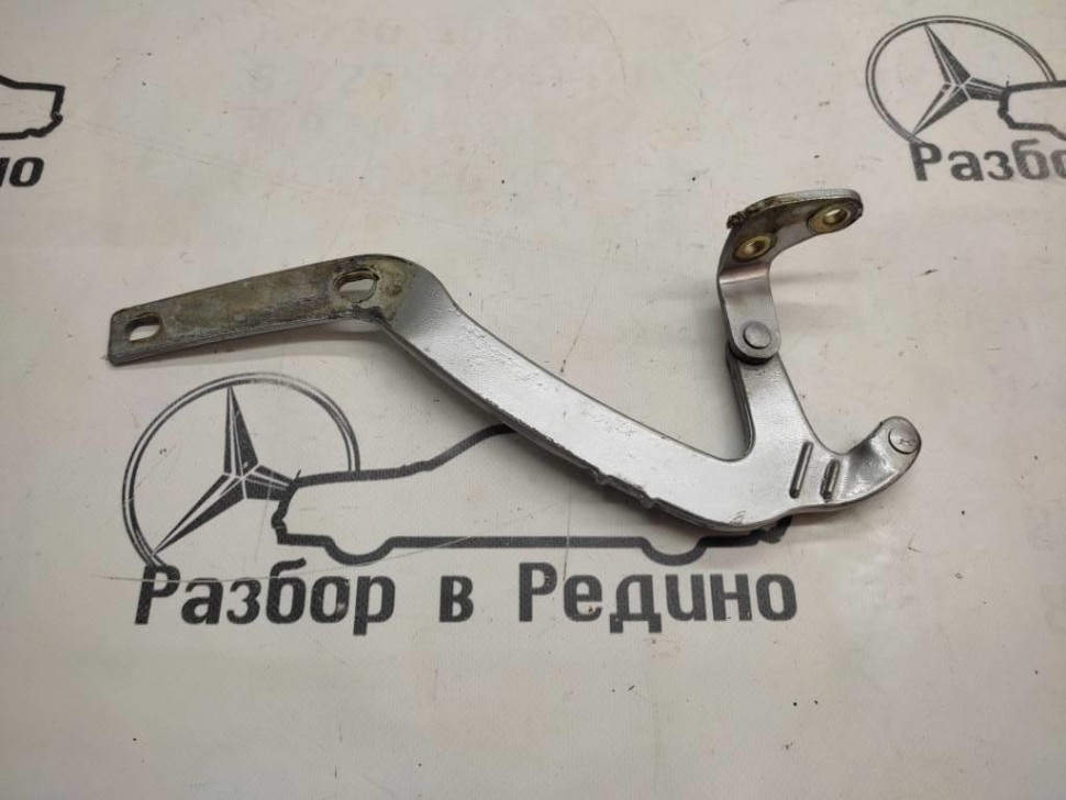 Петля крышки багажника MERCEDES-BENZ E-класс W210/S210 (1995 - 1999) фото 1 — Разборка Мерседес