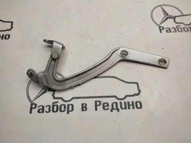 Петля крышки багажника MERCEDES-BENZ E-класс W210/S210 (1995 - 1999) — Разборка Мерседес
