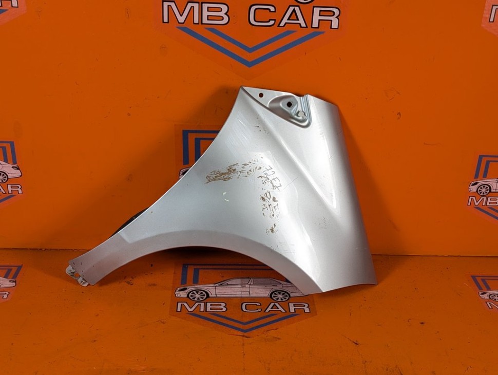 Крыло переднее правое MERCEDES-BENZ A-класс W169 (2004 - 2008) A 150 1.5 MT (95 л.с.) фото 1 &mdash; Разборка Мерседес