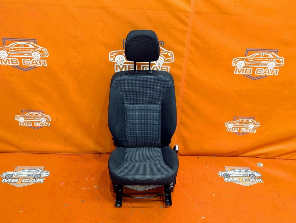 Сиденье переднее правое MERCEDES-BENZ Citan W415 (2012 - 2021) фото 1 — Разборка Мерседес