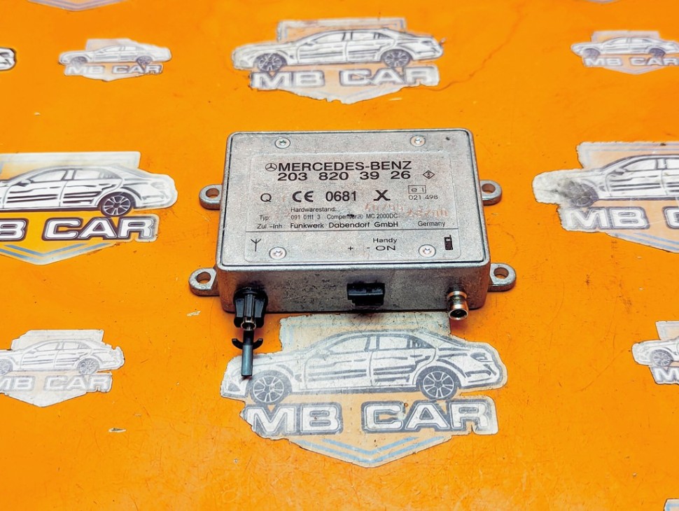 Усилитель антенны MERCEDES-BENZ C-класс W203/S203/CL203 рестайлинг (2004 - 2008) фото 1 &mdash; Разборка Мерседес