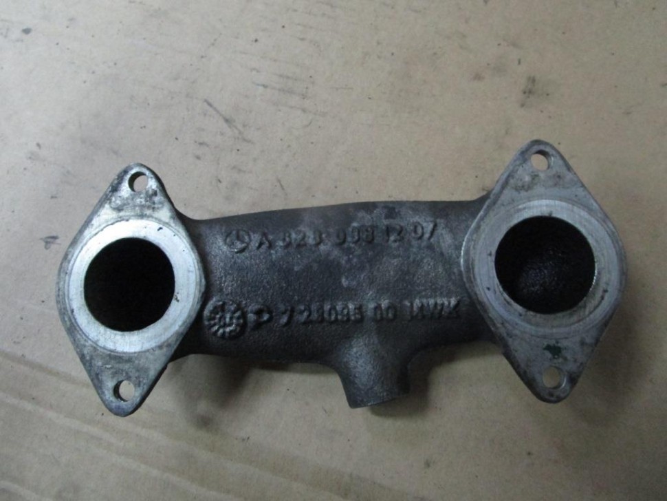 Трубка наддува воздуха MERCEDES-BENZ M-класс W163 рестайлинг (2001 - 2005) фото 1 — Разборка Мерседес