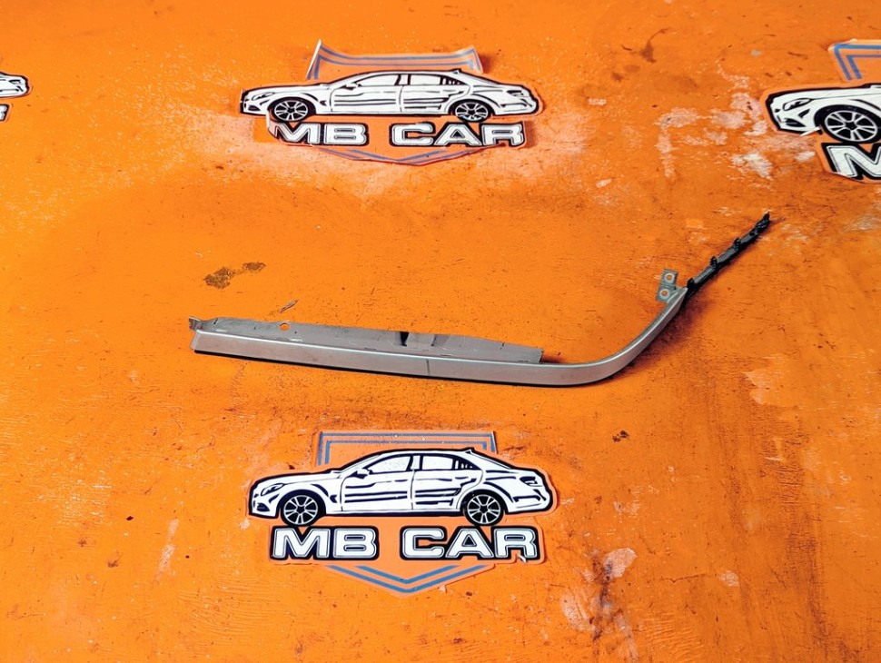 Ресница фары MERCEDES-BENZ C-класс W202/S202 (1993 - 1997) фото 1 &mdash; Разборка Мерседес