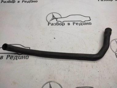 Патрубок ОЖ MERCEDES-BENZ CLK-класс C208/W208 (1997 - 2000) — Разборка Мерседес