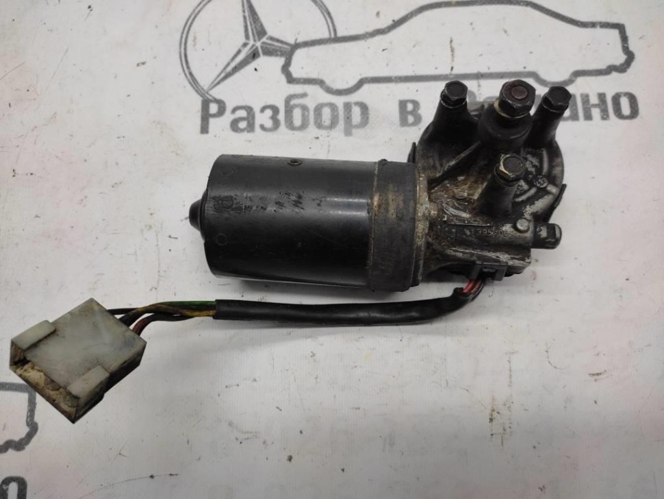 Моторчик дворников передний MERCEDES-BENZ Sprinter W901-905 (1995 - 2006) фото 1 — Разборка Мерседес
