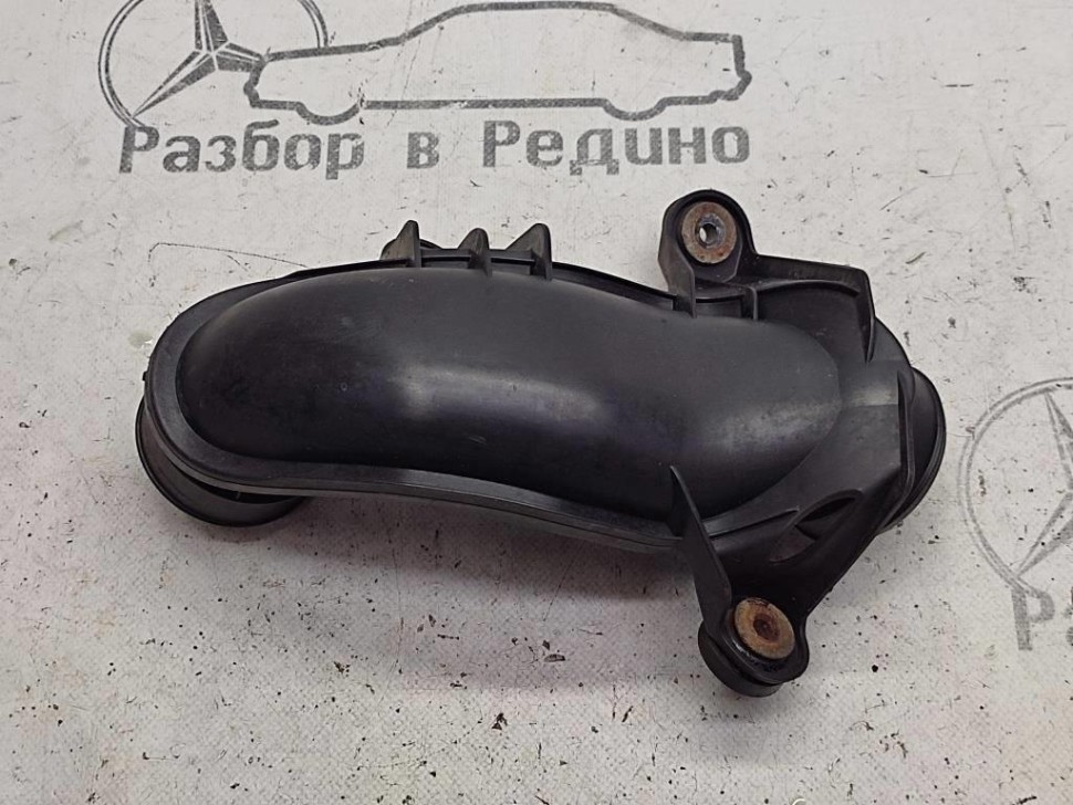 Патрубок интеркулера MERCEDES-BENZ S-класс W221 (2005 - 2009) фото 1 — Разборка Мерседес