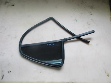 Стекло заднее левое MERCEDES-BENZ M-класс W163 рестайлинг (2001 - 2005) — Разборка Мерседес
