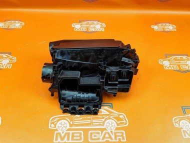 Корпус воздушного фильтра MERCEDES-BENZ C-класс W204/S204/С204 рестайлинг (2011 - 2015) — Разборка Мерседес