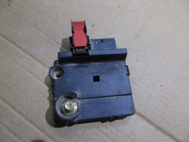 Блок предохранителей MERCEDES-BENZ S-класс W220 (1998 - 2005) — Разборка Мерседес