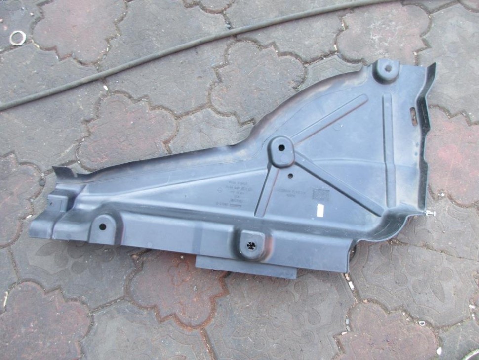 Защита днища MERCEDES-BENZ GLE-класс W166 (2015 - 2018) фото 1 — Разборка Мерседес