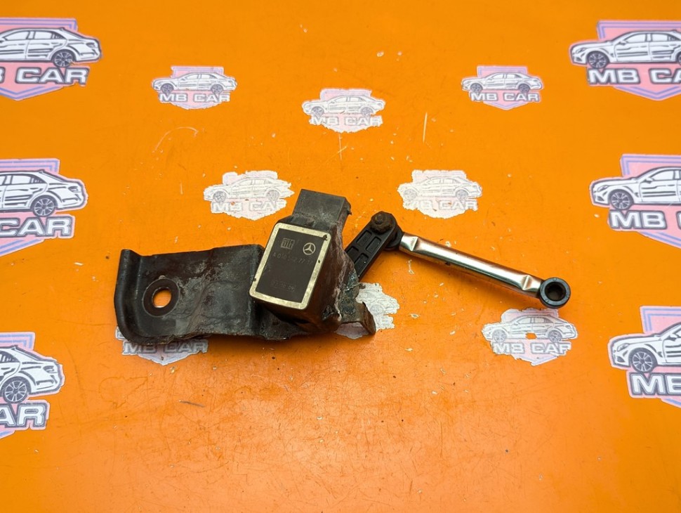 Датчик уровня пола MERCEDES-BENZ S-класс W221 рестайлинг (2009 - 2013) фото 1 &mdash; Разборка Мерседес