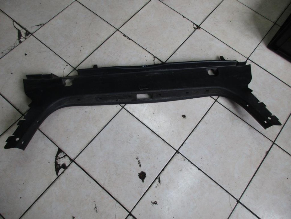 Накладка замка багажника MERCEDES-BENZ CLK-класс C208/A208 (1997 - 2000) фото 1 — Разборка Мерседес