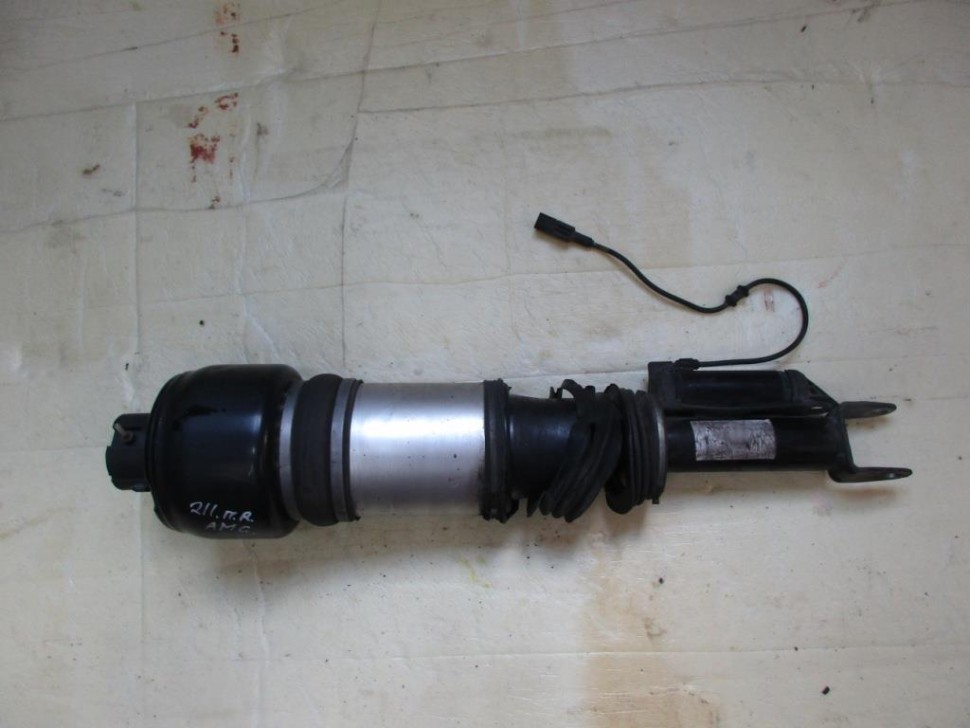 Пневмостойка передняя MERCEDES-BENZ E-класс AMG W211/S211 (2002 - 2006) фото 1 — Разборка Мерседес