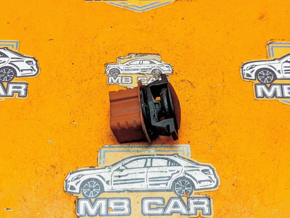 Опора радиатора MERCEDES-BENZ S-класс W221 рестайлинг (2009 - 2013) фото 1 &mdash; Разборка Мерседес