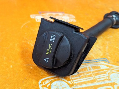 Маслозаливная горловина MERCEDES-BENZ Vito W639 рестайлинг (2010 - 2014) — Разборка Мерседес