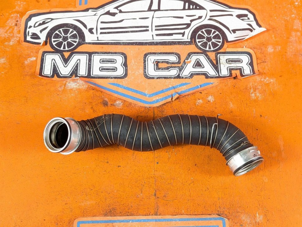 Патрубок интеркулера MERCEDES-BENZ SLK-класс R171 (2004 - 2008) фото 1 &mdash; Разборка Мерседес