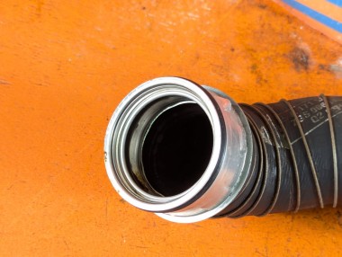 Патрубок интеркулера MERCEDES-BENZ SLK-класс R171 (2004 - 2008) &mdash; Разборка Мерседес