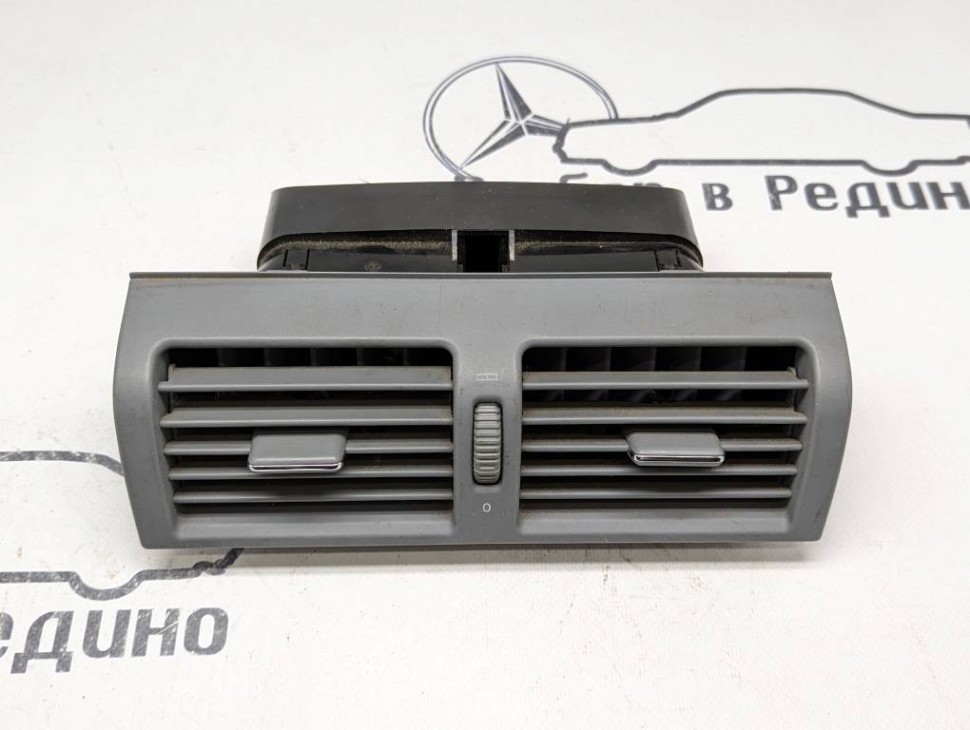 Воздуховод центральный MERCEDES-BENZ E-класс W210/S210 (1995 - 1999) фото 1 — Разборка Мерседес