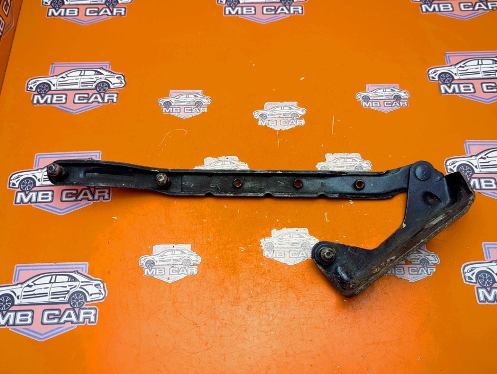 Петля капота MERCEDES-BENZ M-класс W163 (1997 - 2001) фото 1 — Разборка Мерседес