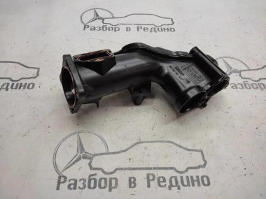 Патрубок впускного коллектора MERCEDES-BENZ E-класс W211/S211 (2002 - 2006) — Разборка Мерседес