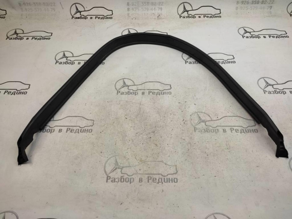 Уплотнитель моторного отсека MERCEDES-BENZ V-класс W447 рестайлинг (2019 - 2025) фото 1 — Разборка Мерседес