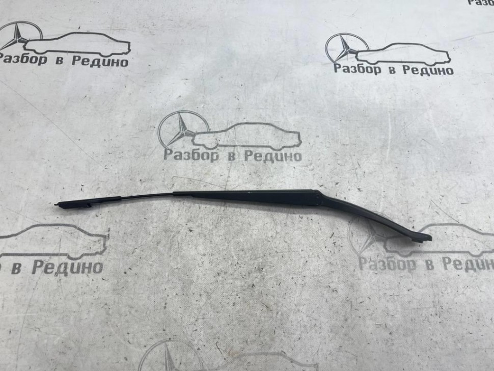 Поводок дворников MERCEDES-BENZ A-класс W176 (2012 - 2015) фото 1 — Разборка Мерседес