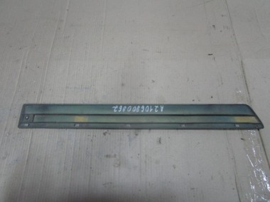 Молдинг двери MERCEDES-BENZ E-класс W210/S210 (1995 - 1999) — Разборка Мерседес