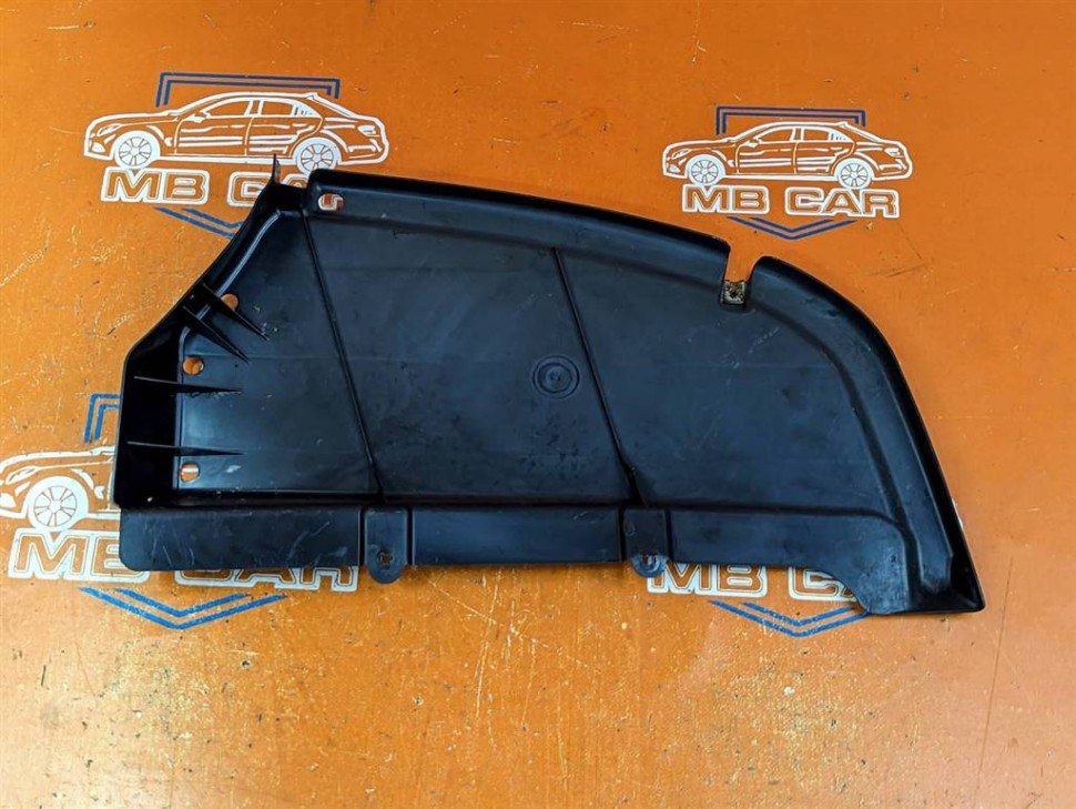 Защита днища MERCEDES-BENZ C-класс W204/S204/С204 рестайлинг (2011 - 2015) фото 1 — Разборка Мерседес