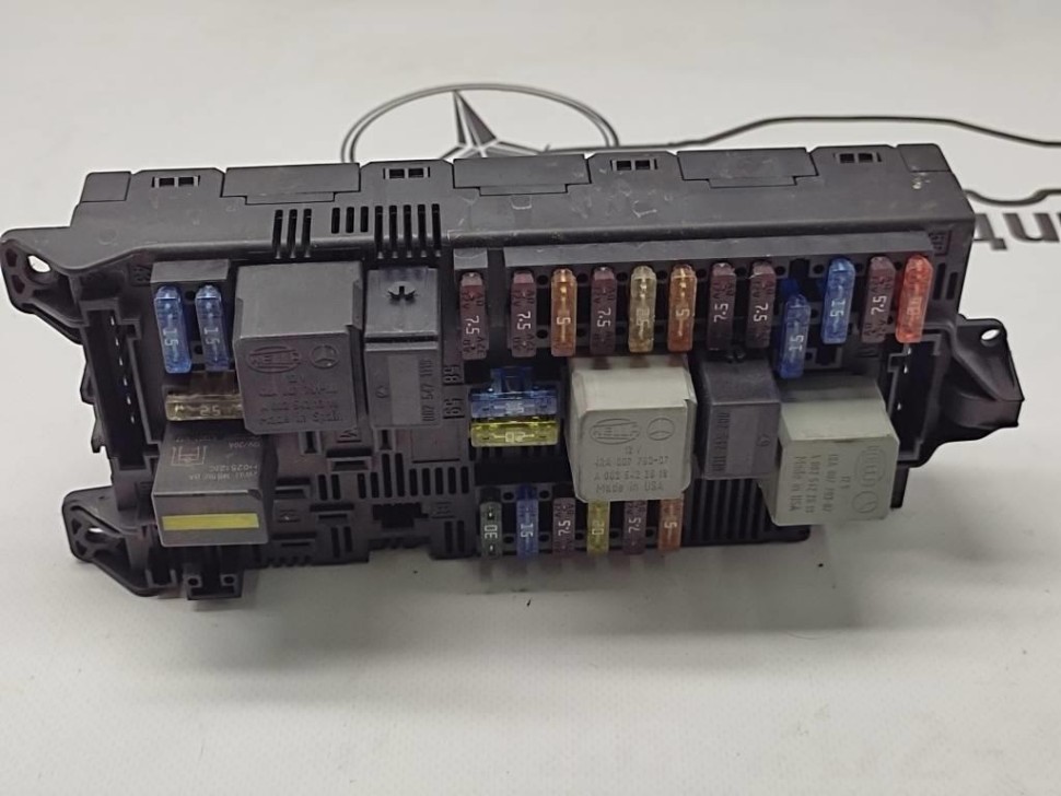 Блок SAM передний MERCEDES-BENZ CLS-класс C219 (2004 - 2008) фото 1 — Разборка Мерседес