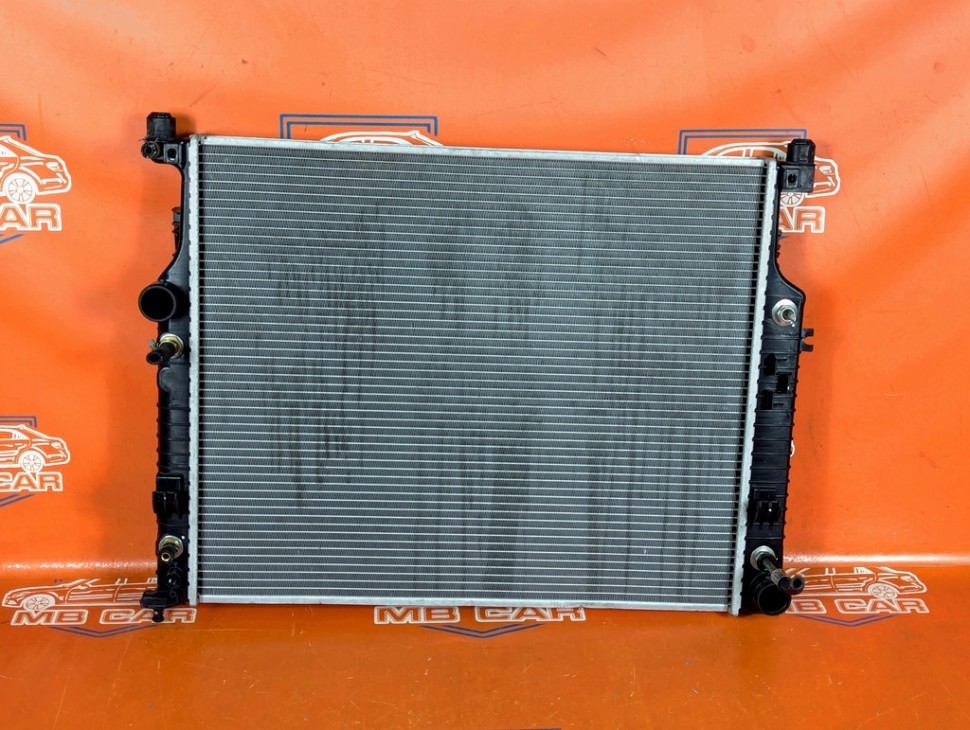 Радиатор MERCEDES-BENZ GL-класс X164 рестайлинг (2009 - 2012) фото 1 &mdash; Разборка Мерседес