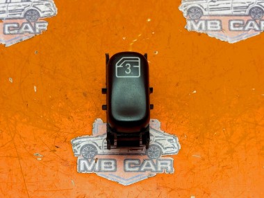 Кнопка стеклоподъемников MERCEDES-BENZ M-класс W163 рестайлинг (2001 - 2005) — Разборка Мерседес