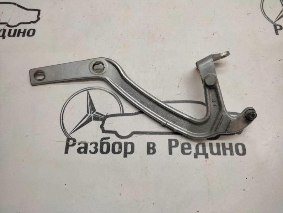Петля крышки багажника MERCEDES-BENZ E-класс W210/S210 (1995 - 1999) фото 1 — Разборка Мерседес