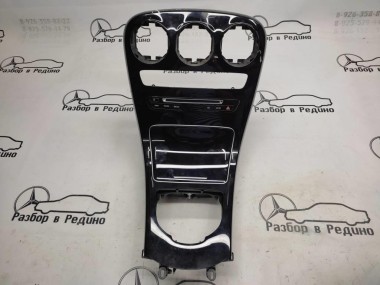 Накладка консоли (борода) MERCEDES-BENZ GLC-класс Coupe C253 (2016 - 2019) — Разборка Мерседес