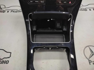 Накладка консоли (борода) MERCEDES-BENZ GLC-класс Coupe C253 (2016 - 2019) — Разборка Мерседес