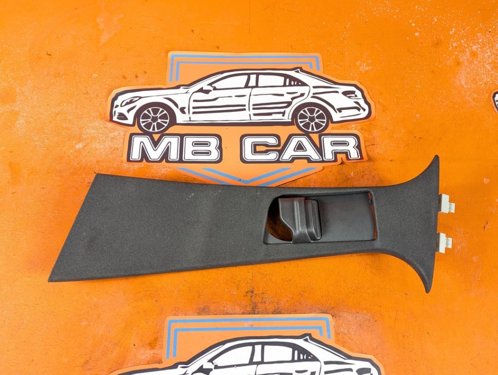 Накладка средней стойки MERCEDES-BENZ C-класс W205/S205/C205/A205 (2014 - 2018) фото 1 &mdash; Разборка Мерседес