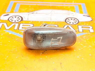 Повторитель поворота левый MERCEDES-BENZ V-класс W638/W639 (1996 - 2003) V 220 2.1 D AT (122 л.с.) &mdash; Разборка Мерседес