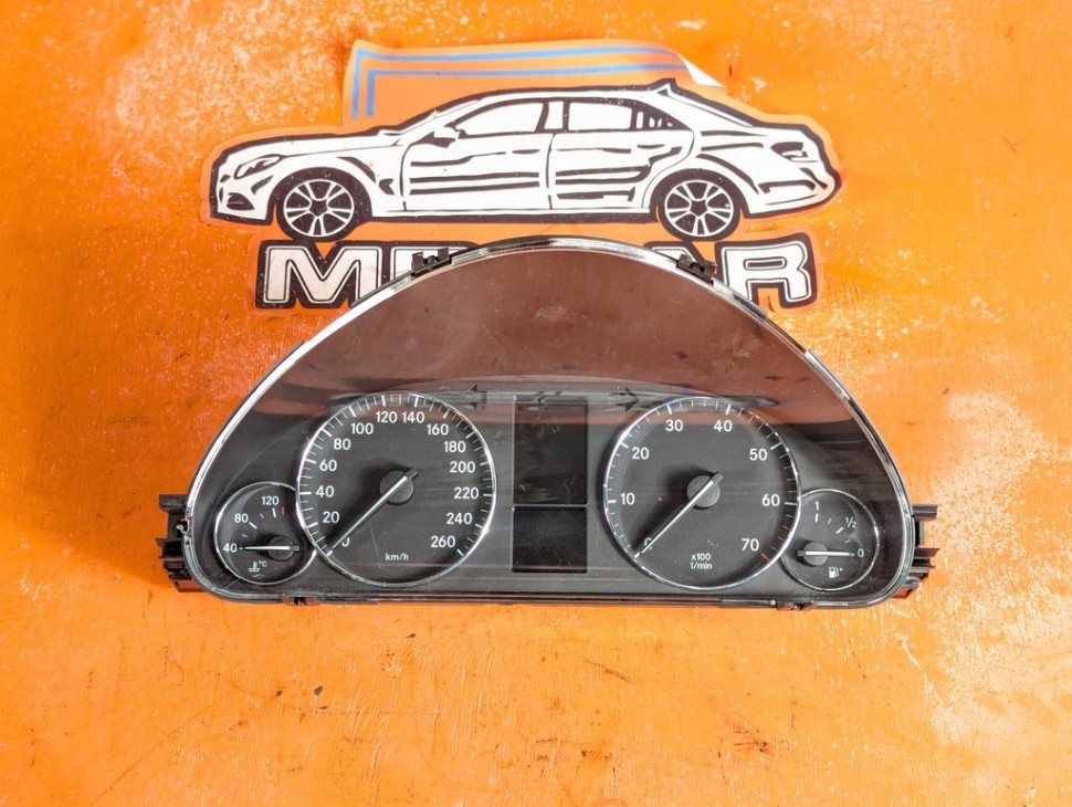 Щиток приборов MERCEDES-BENZ C-класс W203/S203/CL203 рестайлинг (2004 - 2008) фото 1 &mdash; Разборка Мерседес