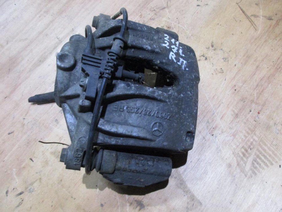 Суппорт передний правый MERCEDES-BENZ E-класс W211/S211 (2002 - 2006) фото 1 — Разборка Мерседес