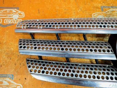 Решетка радиатора MERCEDES-BENZ M-класс W163 рестайлинг (2001 - 2005) — Разборка Мерседес