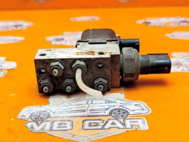 Блок клапанов пневмоподвески MERCEDES-BENZ E-класс W211/S211 (2002 - 2006) &mdash; Разборка Мерседес